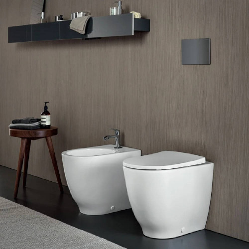 Bidet a terra filo muro Acanto 51x35 cm bianco lucido - Geberit