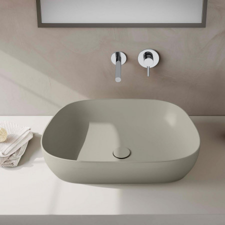 Lavabo da appoggio VitrA Options con VitrAclean e VitrAhygiene tortora