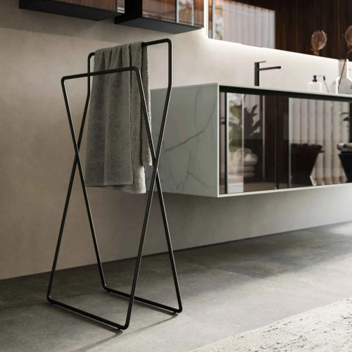 Piantana con 2 porta salviette nero opaco - Inda