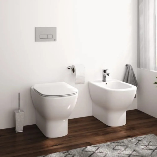 Vaso a terra filo muro Tesi bianco opaco con sistema AquaBlade - Ideal