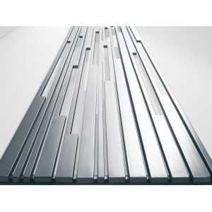 Radiatore verticale Stradivari h1600x570 mm inox satinato – Cordivari 2