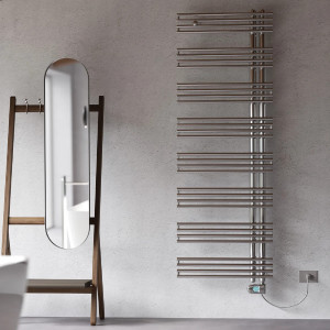 Radiatore verticale elettrico Kelly18 h1420x500 mm inox lucido – Cordi