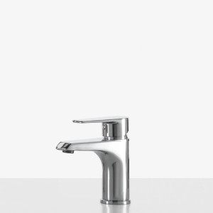 Miscelatore monocomando per lavabo Rule Low con piletta di scarico cro