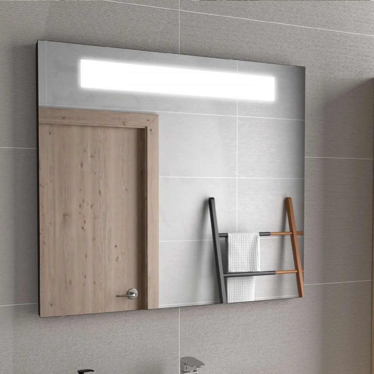 Specchio 60x70 cm Aci 600 con luce LED e sistema antiappannamento - Me