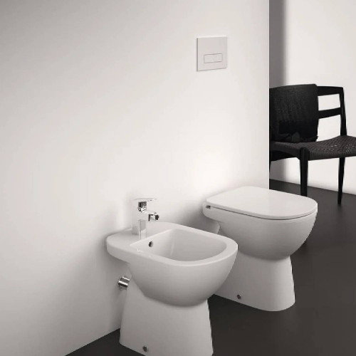 Bidet a terra ILife A bianco lucido - Qualità Ideal Standard | Meglioa